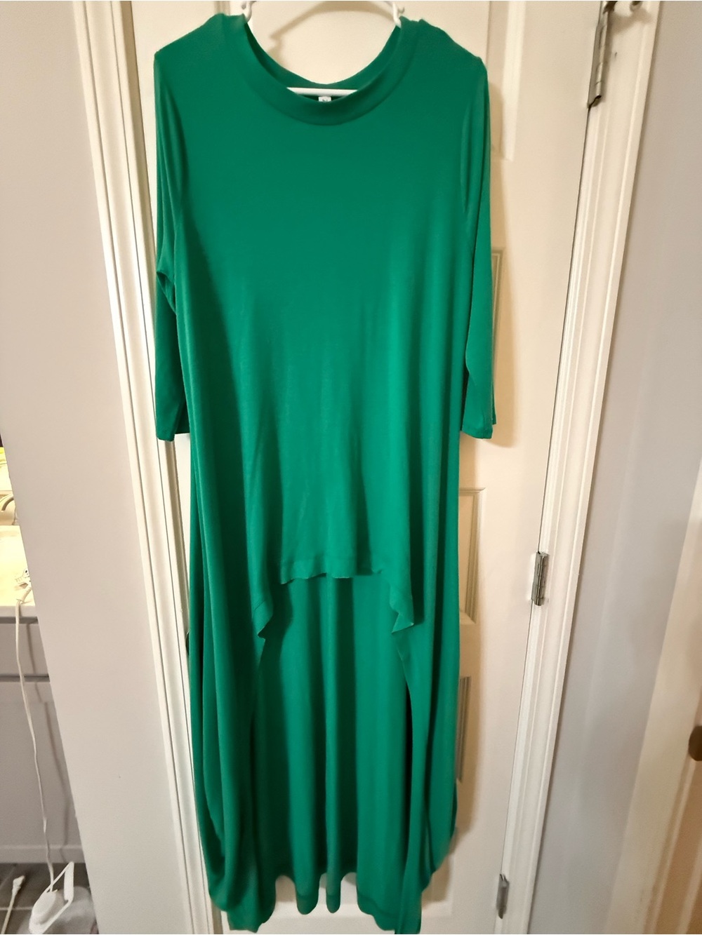 Zenana Premium High-Low Tunic Top Vibrant Emerald Green Size Large